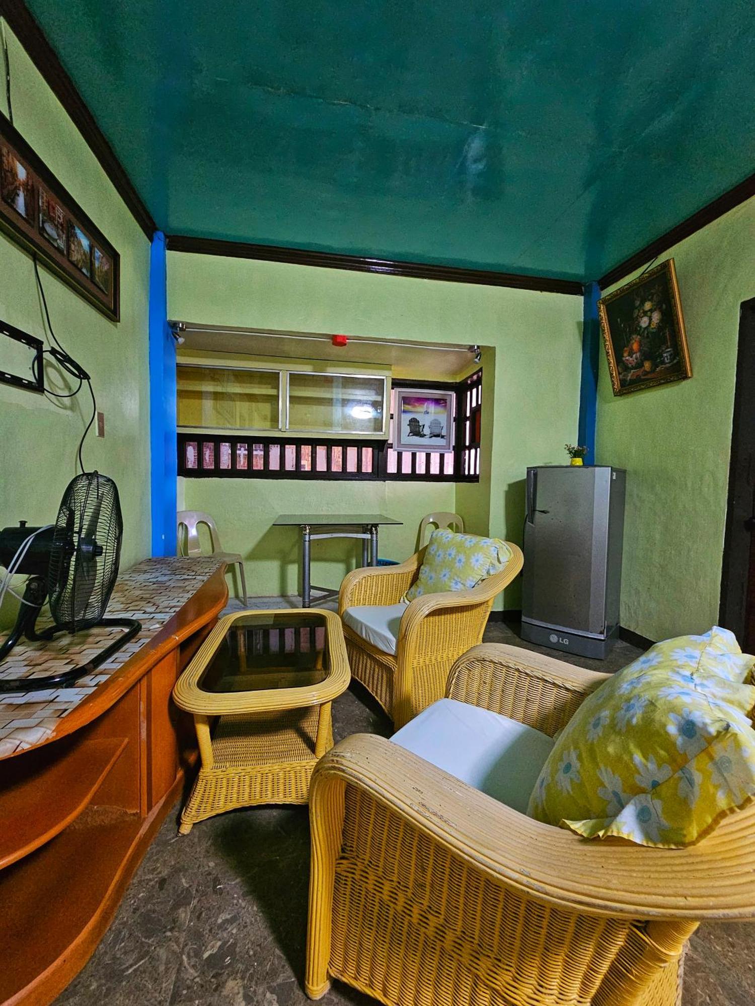 โบโฮล ซี บรีซ คอตเทจ แอนด์ รีสอร์ต Hotel Tawala  ภายนอก รูปภาพ