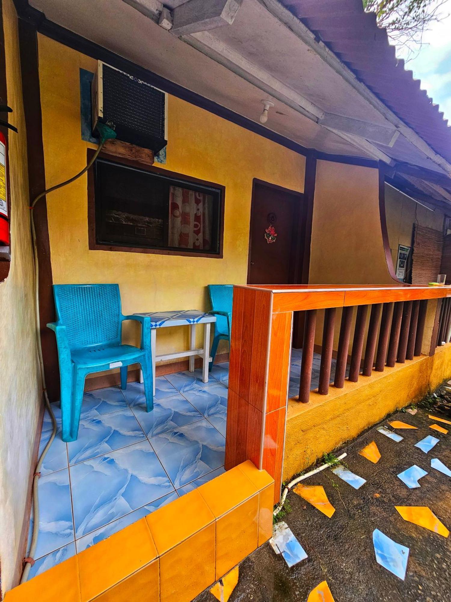 โบโฮล ซี บรีซ คอตเทจ แอนด์ รีสอร์ต Hotel Tawala  ภายนอก รูปภาพ