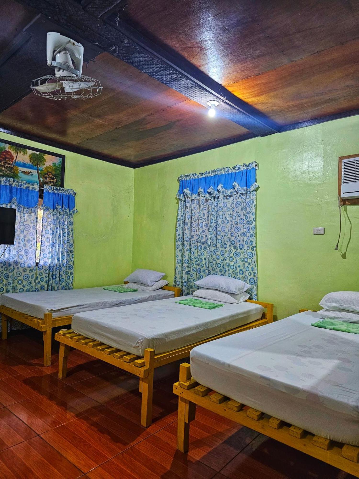 โบโฮล ซี บรีซ คอตเทจ แอนด์ รีสอร์ต Hotel Tawala  ภายนอก รูปภาพ