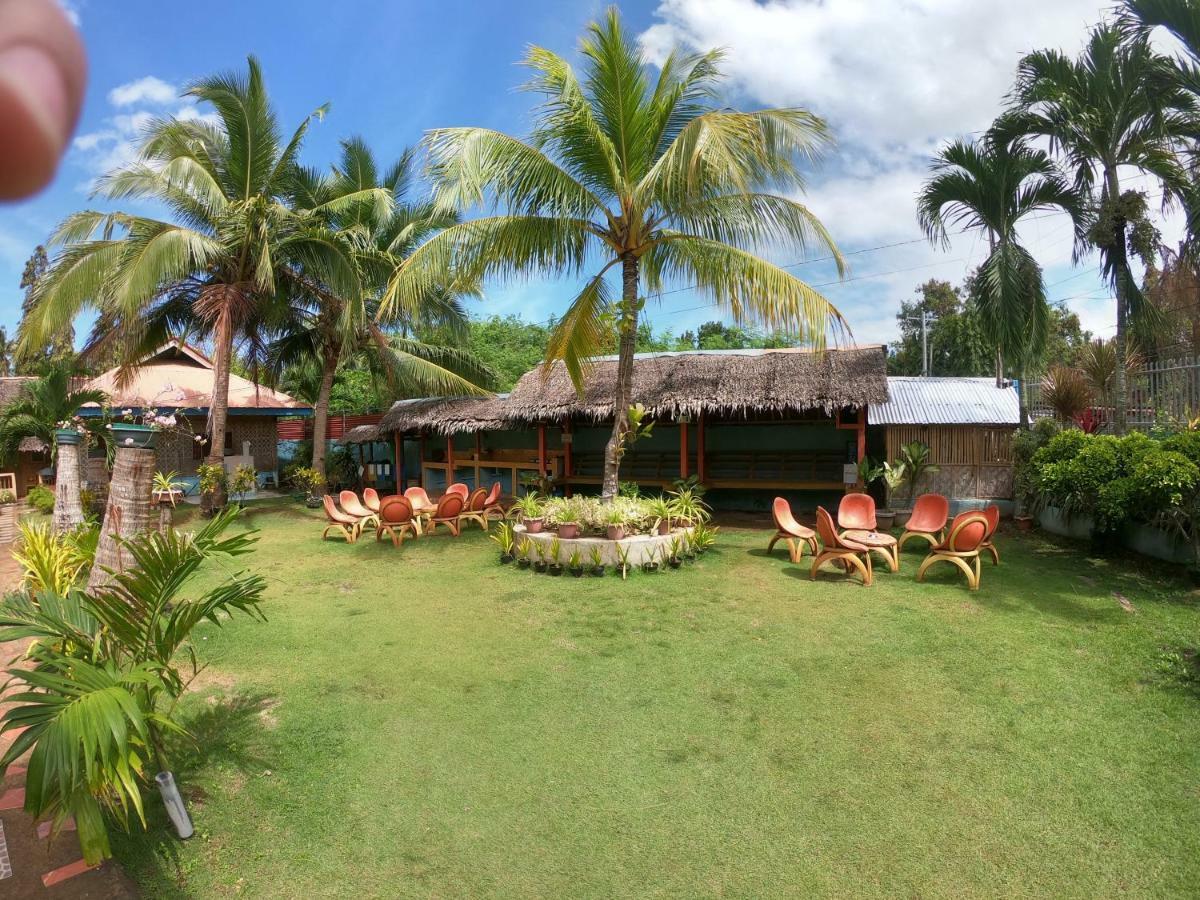 โบโฮล ซี บรีซ คอตเทจ แอนด์ รีสอร์ต Hotel Tawala  ภายนอก รูปภาพ